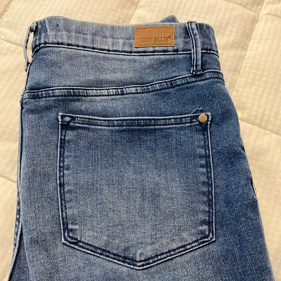 Judy Blue Los Angeles Denim Jeans - Picture 4 of 4
